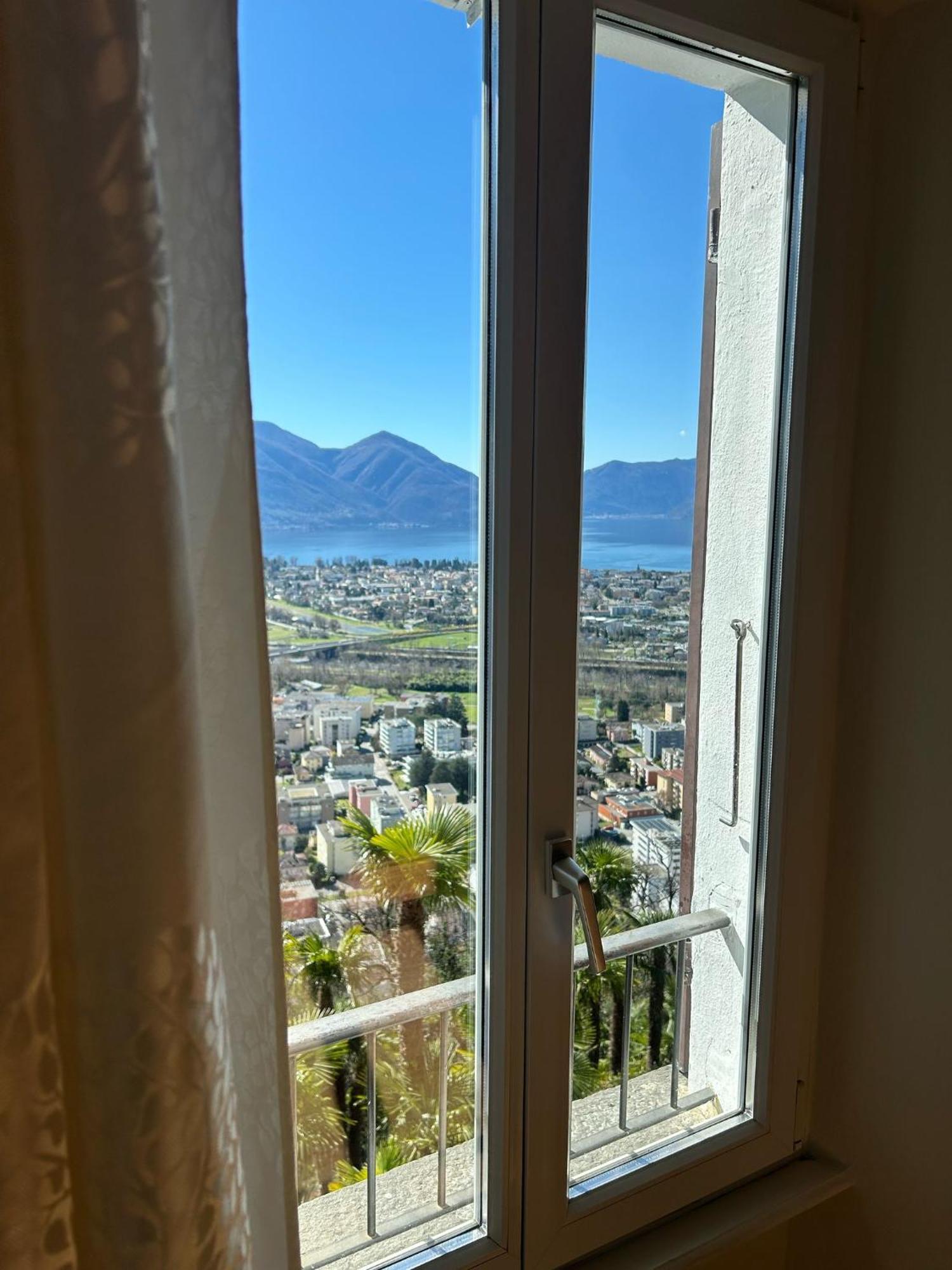 Pensione Olanda Locarno Eksteriør bilde